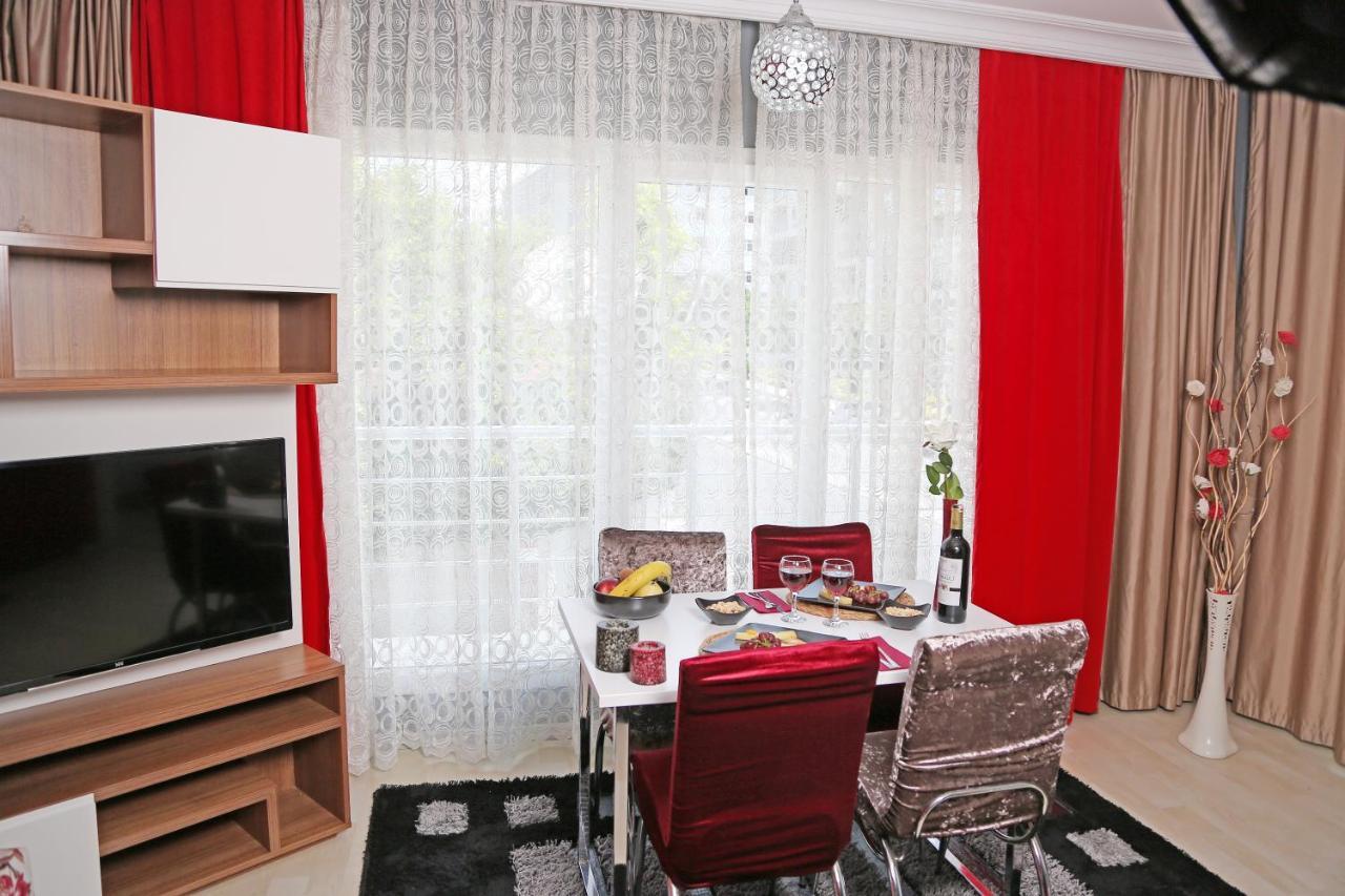 Memory Suites Бююкчекмедже Екстериор снимка