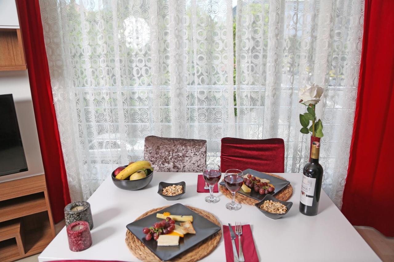 Memory Suites Бююкчекмедже Екстериор снимка