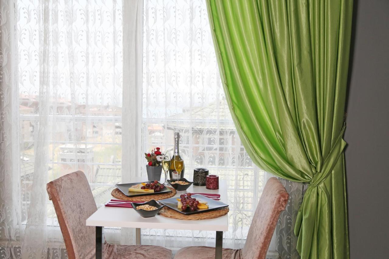 Memory Suites Бююкчекмедже Екстериор снимка