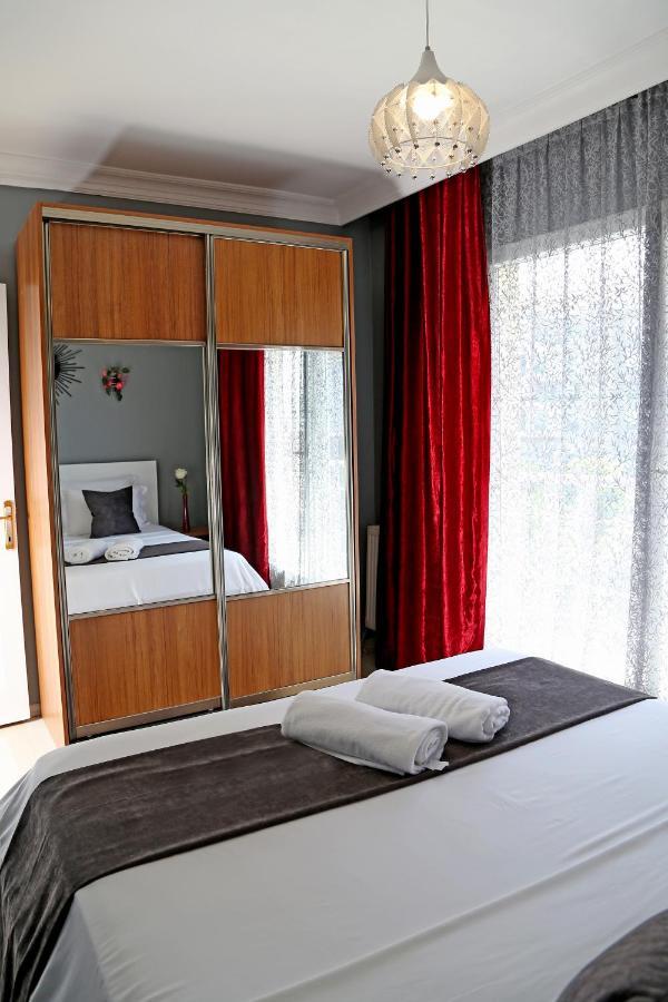 Memory Suites Бююкчекмедже Екстериор снимка