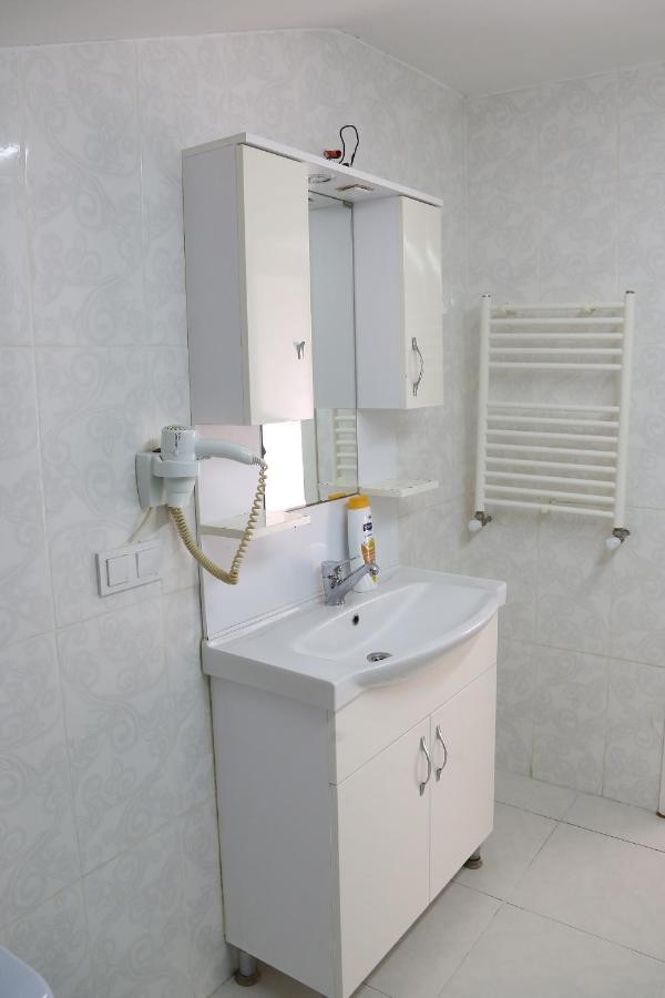 Memory Suites Бююкчекмедже Екстериор снимка